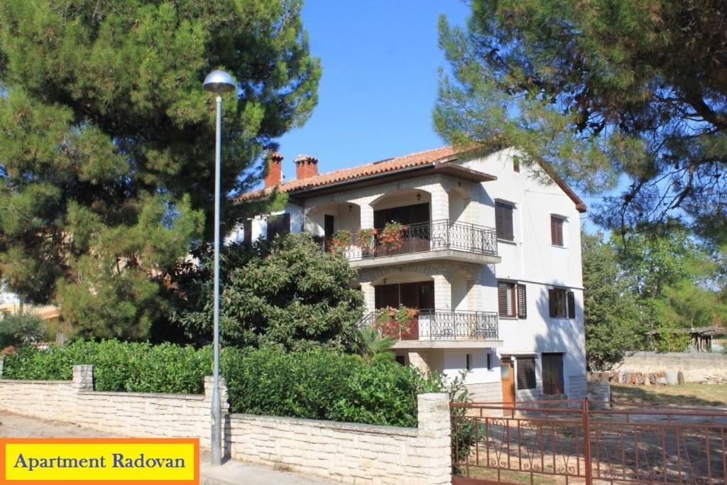 Apartment Radovan Porec Exterior photo